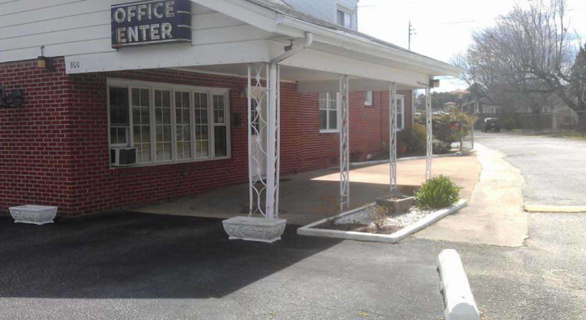 Bassett Motel Williamsburg Ngoại thất bức ảnh