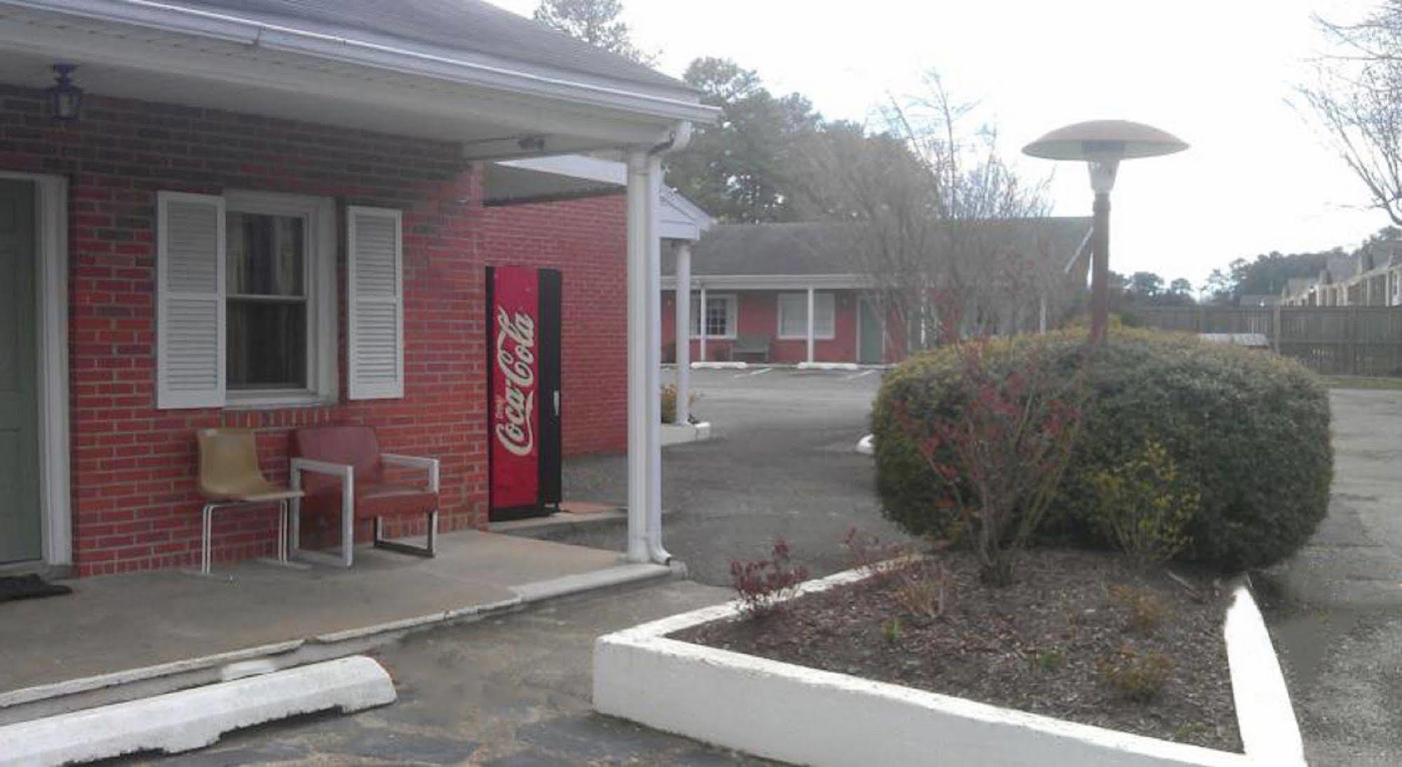 Bassett Motel Williamsburg Ngoại thất bức ảnh